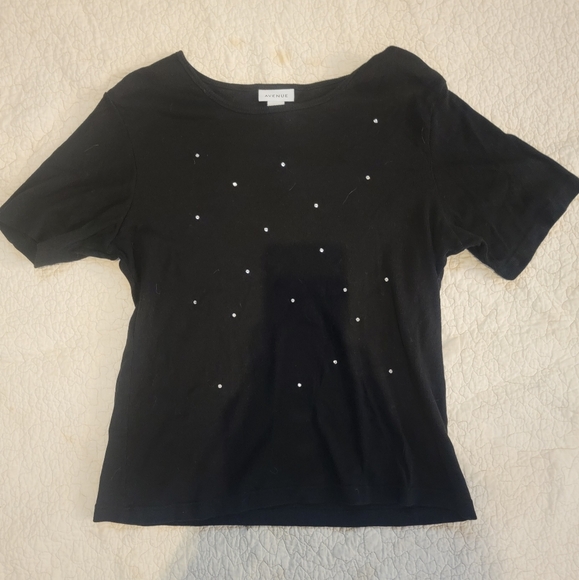 Top - Picture 1 of 2